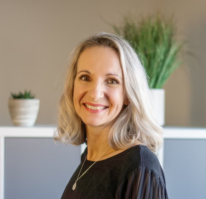 Frau Föckel-Tengel – Geschäftsstelle